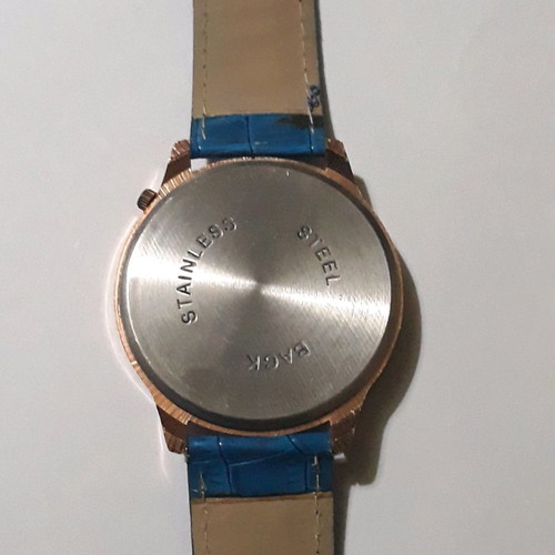 Women's wristwatch with rhinestones and blue straps used