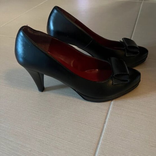 Brown pumps like new size 38