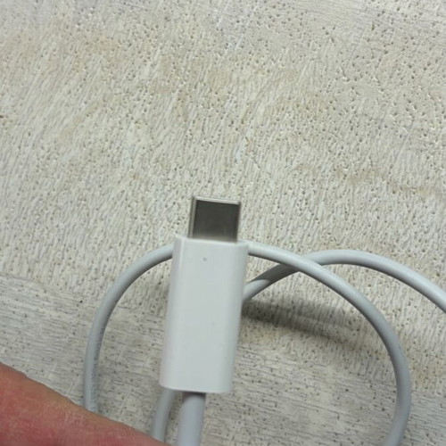 Apple Watch Magnetic Charger to USB-C charging cable like new