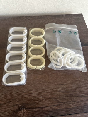 Shower curtain rings like new