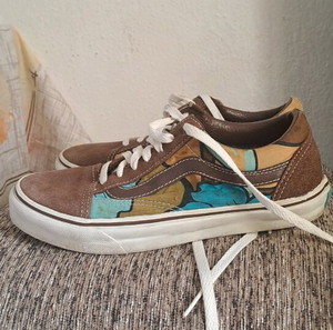 Vans nr 39 ...σε πολύ καλή κατάσταση