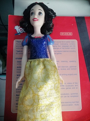 Mattel Disney κούκλα Χιονάτη