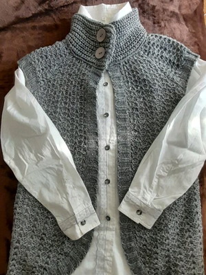 Knitted cardigan gray melange like new, size S-M