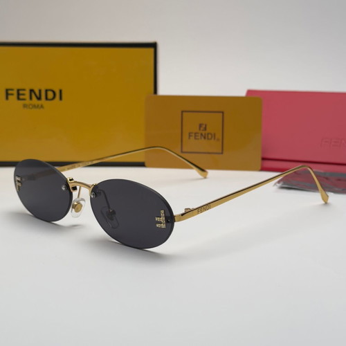 Fendi Roma Oval Gold Edition women's sunglasses new, black and brown
