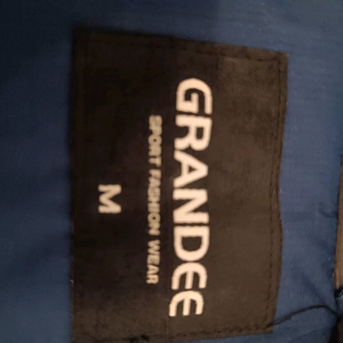 GM snow jacket size M like new, men's