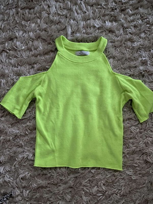 Bershka lime short-sleeve blouse with shoulder cutouts like new