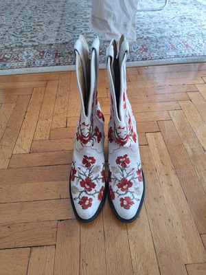 Tony Mora leather boots white with embroidery used, size 37
