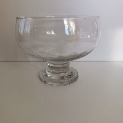 Glass fondue bowl like new, height 13 cm and diameter 15 cm