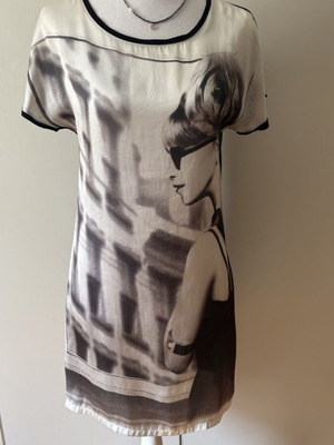 Promod dress size M satin front, black back, like new
