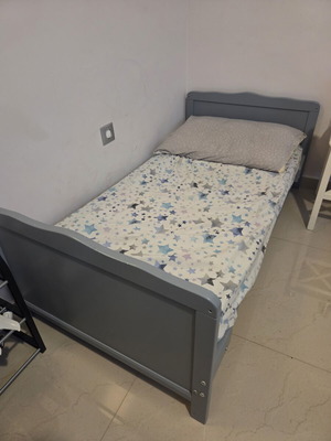 Παιδικό ξύλινο κρεβάτι 145εκ με αντιβακτηριακό στρώμα