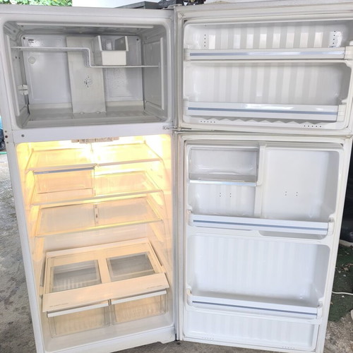 General Electric NoFrost refrigerator used, full working order
