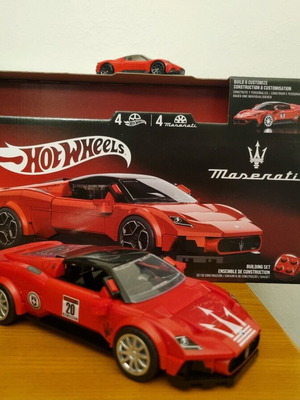 Hotwheels Mazerati like new with extra rims and stickers