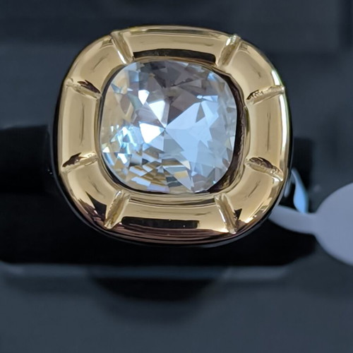 Signet ring gold-colored with transparent stone new, vintage style