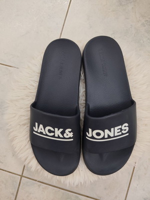 Jack & Jones slippers size 44, black