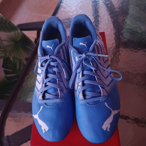 Puma football shoes FG used, size 43, white and blue