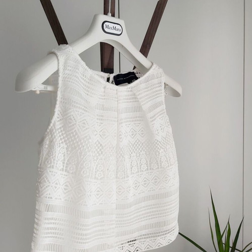 Top Tassos Mitropoulos with guipure lace, size small, like new, white