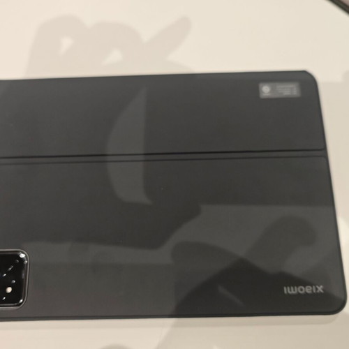 Xiaomi Pad 7 with Original Keyboard Case like new, English version