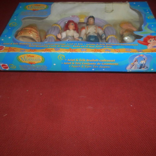 Ariel and Eric Wedding Giftset by Mattel used, vintage 1997