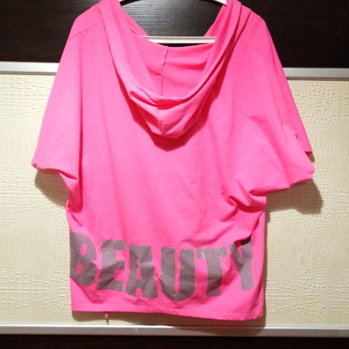 Oversized short-sleeve cropped top 2XL like new, pink and silver