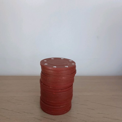 Game chips like new, pack of 80 pieces