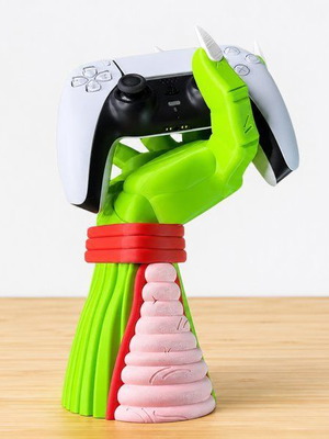 Piccolo Dragon Ball 3D controller stand