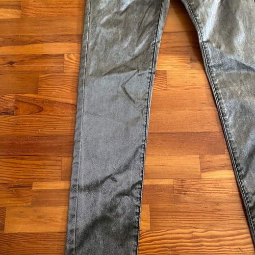 Pin up silver jeans new, size 26