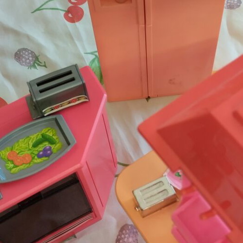 Barbie kitchen 1986 used collectible playset