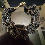 Necklace like new, black
