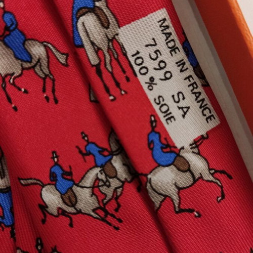 Hermes silk tie red like new, vintage