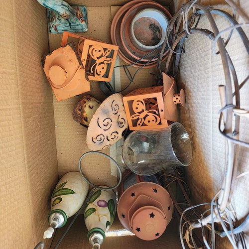 Various decorative items used, set