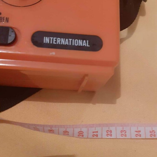 Vintage International Portable Emergency Radio 80s, fully functional