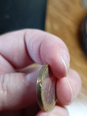 Collectible 1€ coin used with defects 2002