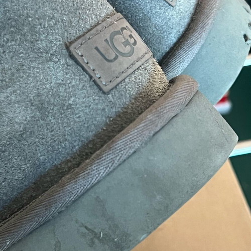 Ugg Australia boots gray size 41 like new with box