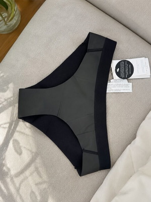 Oysho neoprene bikini bottom new, black, size S