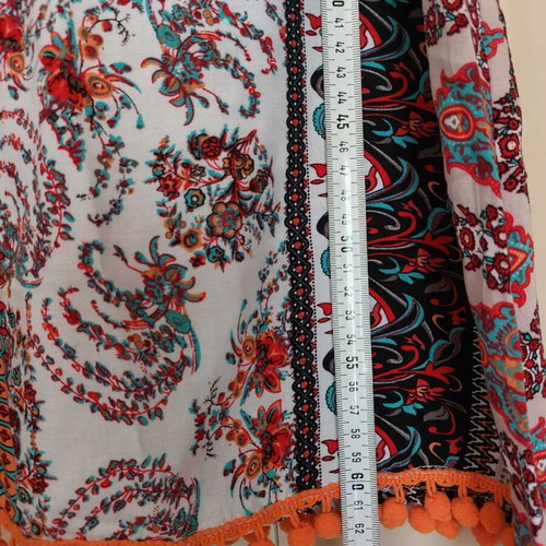 Sleeveless blouse with paisley pattern like new, M/L, multicolor orange