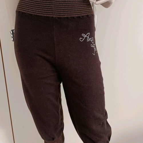 Artigli brown capri pants like new with elastic and subtle decoration