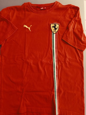 T-shirt Puma Scuderia Ferrari μεταχειρισμένο, μέγεθος M, κόκκινο