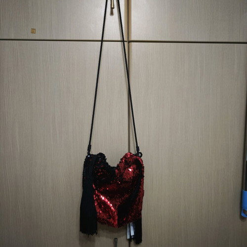 Twenty FourHaitch sequin shoulder bag new, black and red