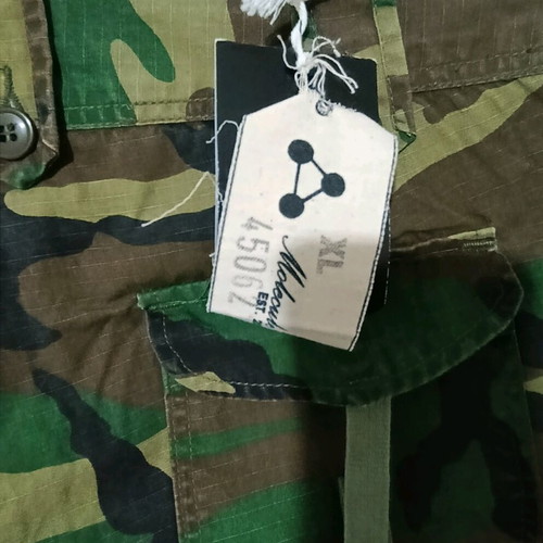 Molecule camouflage pants XL new, cargo style