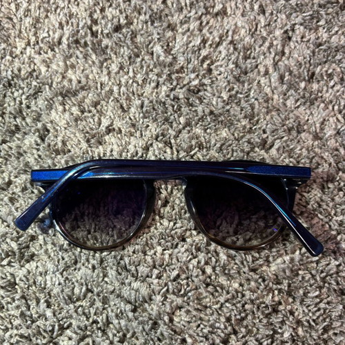 Blue Sky sunglasses like new, black and blue