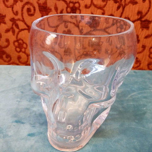 Decorative skulls and miniature bottles unused, set of 6+5 with large jar
