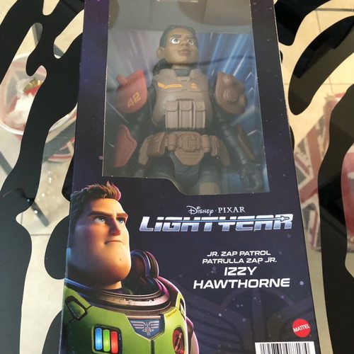 Izzy Hawthorne 30cm figure new from Lightyear movie Disney Pixar