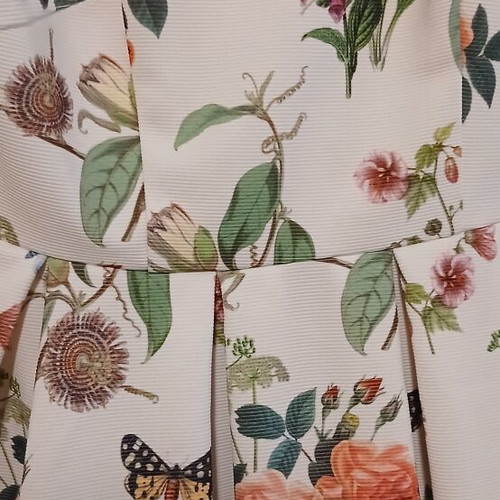 Yumi London floral dress size 38 like new