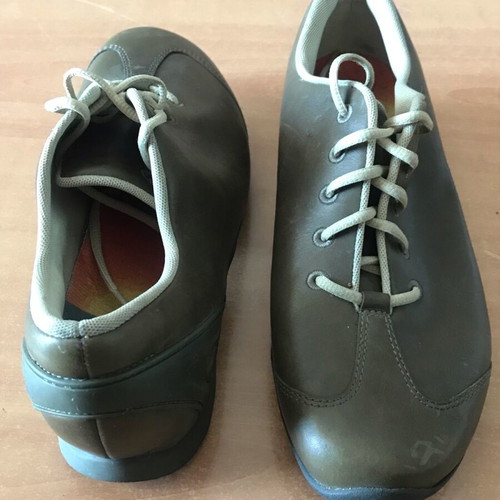 Branded men's shoes like new size 37.5