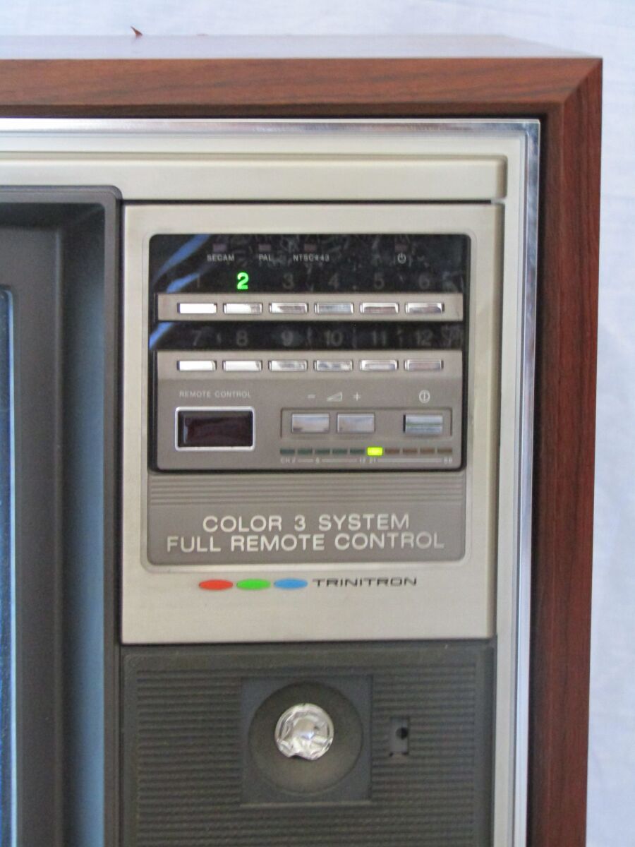 Vintage Sony Trinitron Color TV… - € 100,00 - Vendora.cy