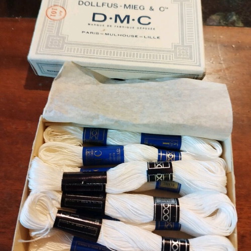 Vintage DMC thread box from the 70s new