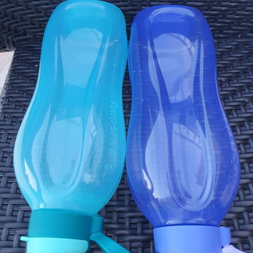 Tupperware water bottle 2L with spout, pack of 2