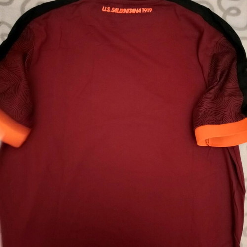 Salernitana training shirt like new, medium size