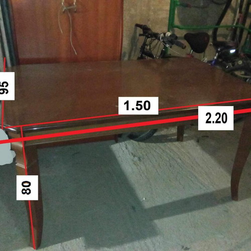 Dining set like new with 4 chairs and 2 armchairs