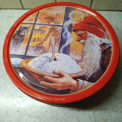 Christmas metal box
